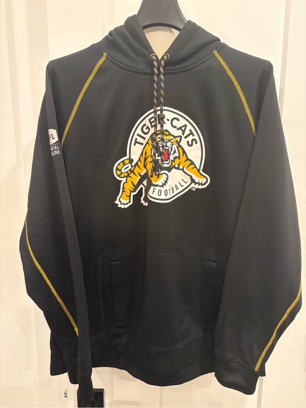 New Era CFL Hamilton Tiger-Cats Official Sideline Hoodie Large (A7)